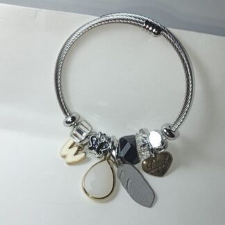 Pulsera Con Charms | Pluma | W